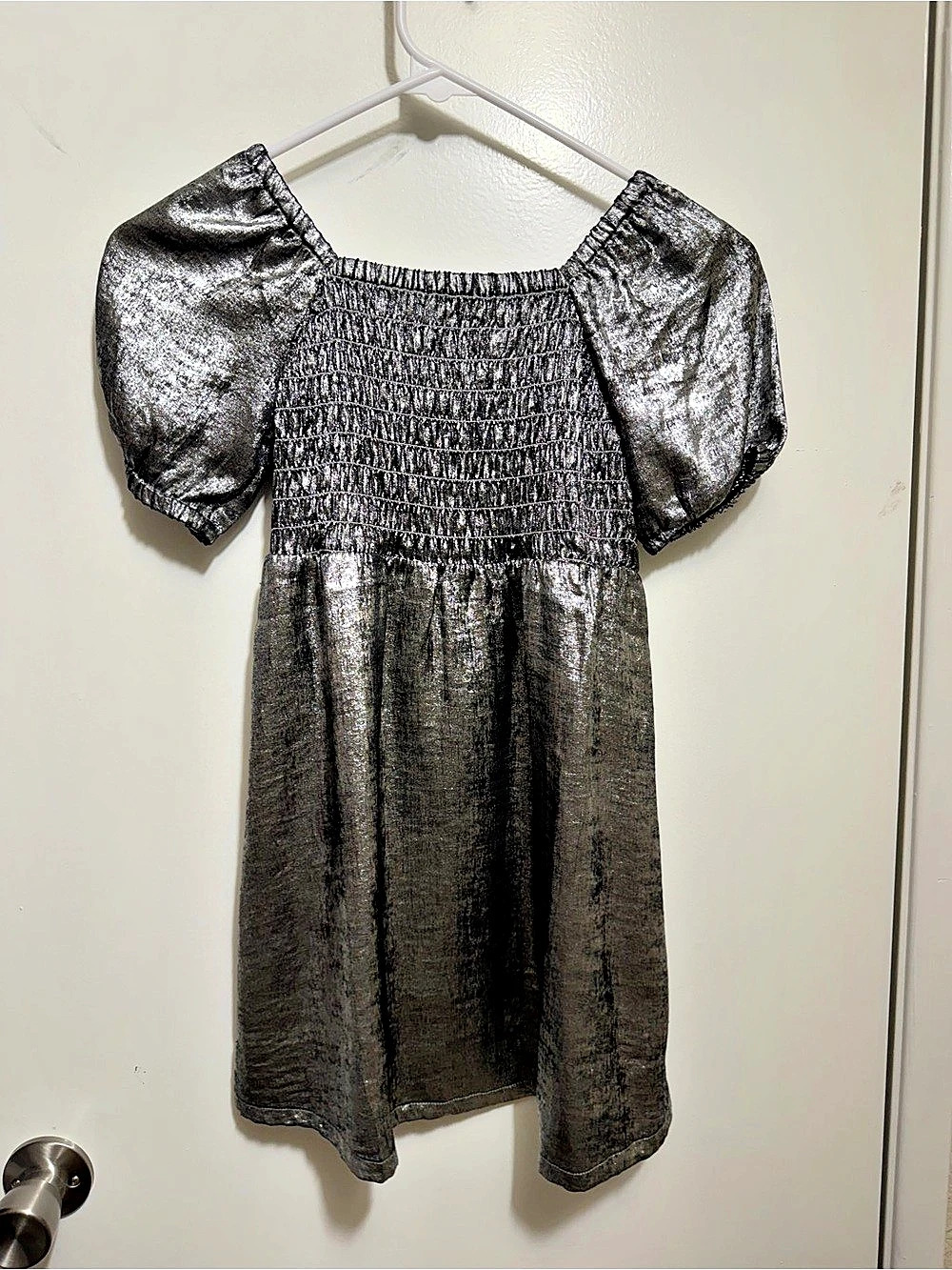 Old Navy Metallic Puff-Sleeve Smocked Dress for Girls Party Dress